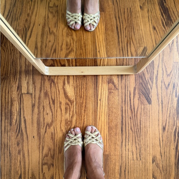 Sezane gold sandals with “cutie” heel size 40 - Picture 3 of 9